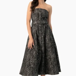 Vestido midi strapless